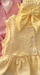 Conjunto Infantil Feminina Blusa Babado com Botões + Calça Pantalona Elegante